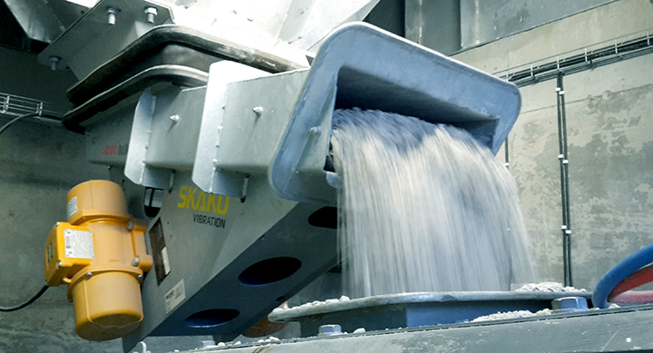 Can be installed before the crusher, on a conveyor belt, in a culvert. We build them into the plant with a focus on good stone flow to ensure optimal production.  